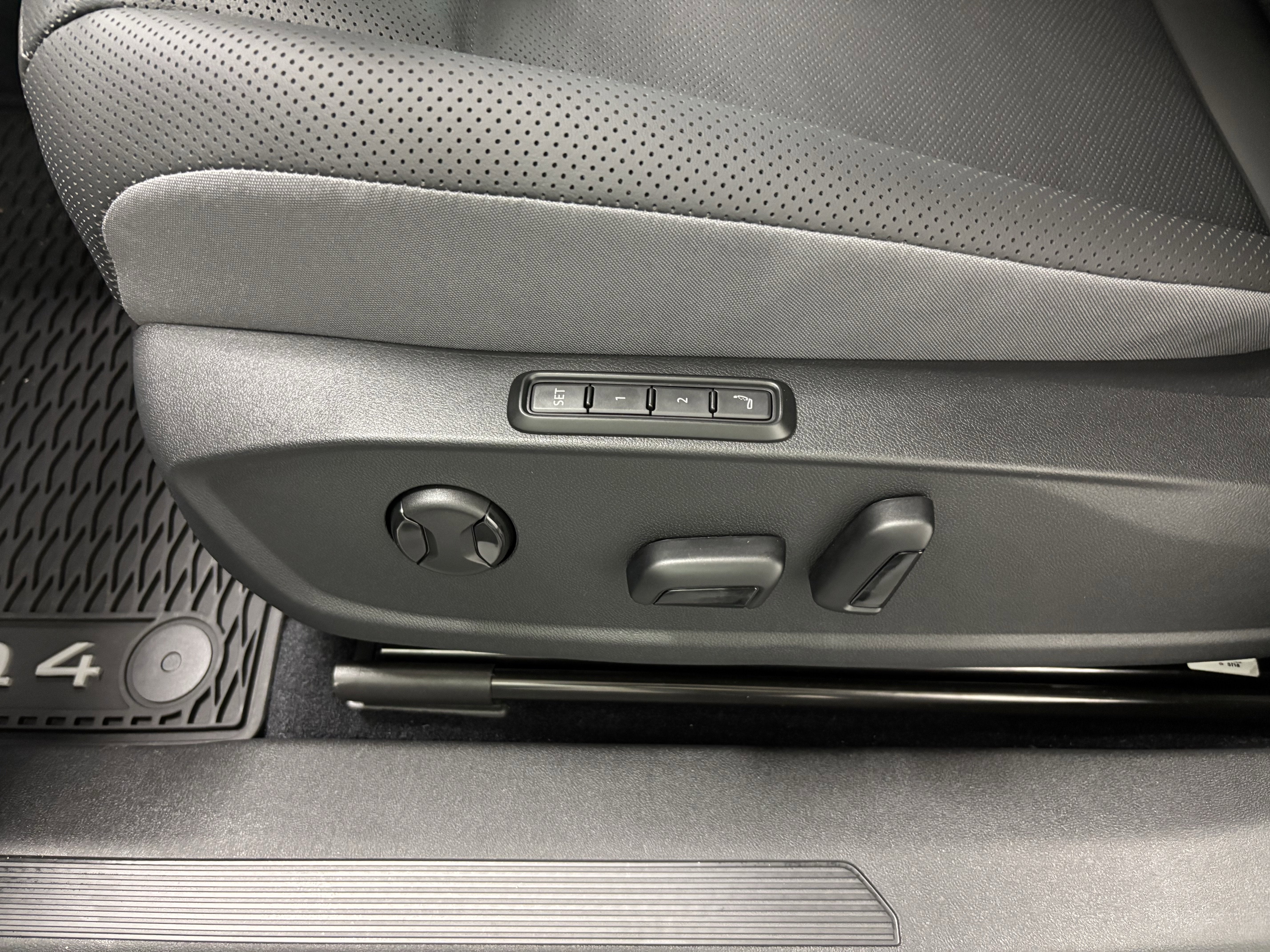 2025 Volkswagen ID.4 Pro S