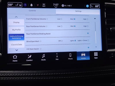 2024 Chrysler Pacifica Limited AWD w/Safety Sphere