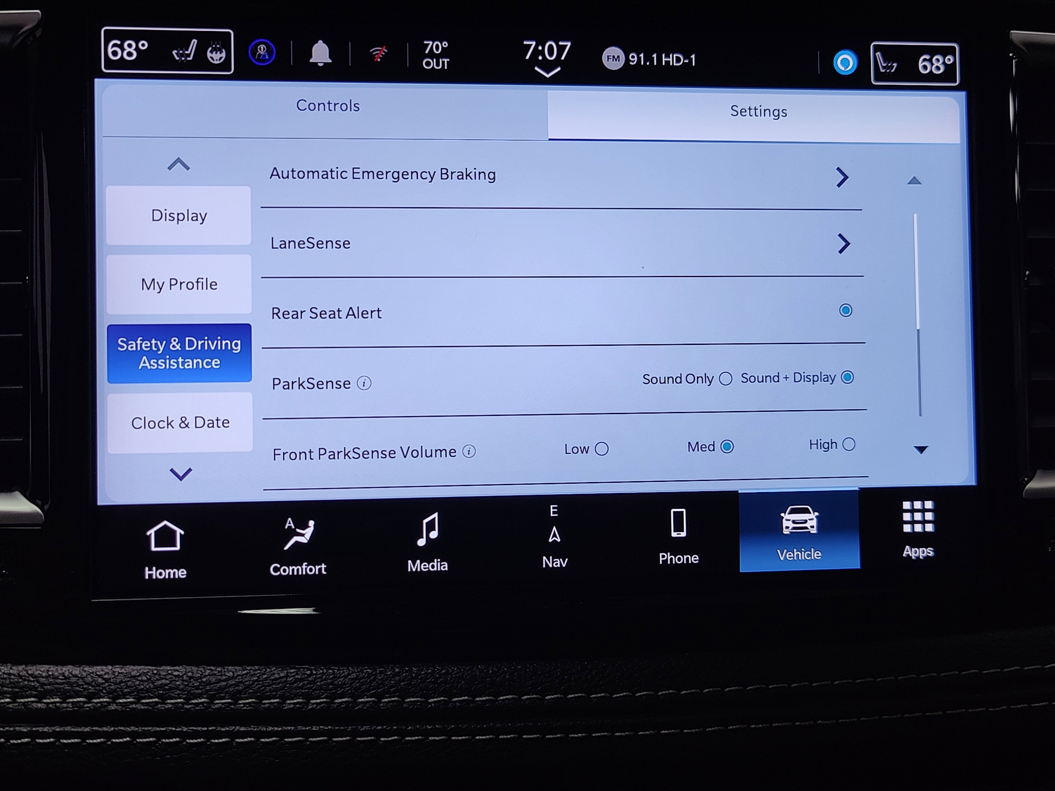 2024 Chrysler Pacifica Limited AWD w/Safety Sphere