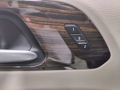 2024 Chrysler Pacifica Limited AWD w/Safety Sphere