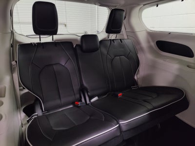 2024 Chrysler Pacifica Limited AWD w/Safety Sphere