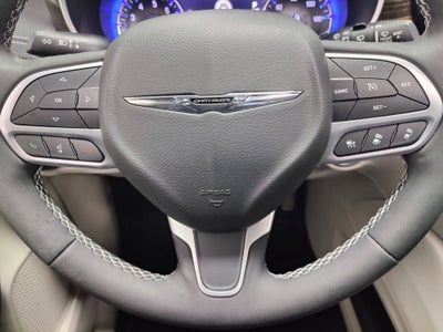 2024 Chrysler Pacifica Limited AWD w/Safety Sphere