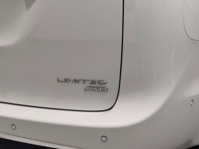 2024 Chrysler Pacifica Limited AWD w/Safety Sphere