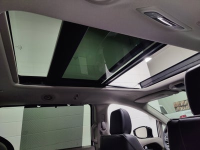 2024 Chrysler Pacifica Limited AWD w/Safety Sphere