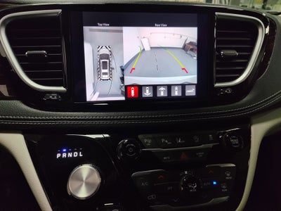 2024 Chrysler Pacifica Limited AWD w/Safety Sphere