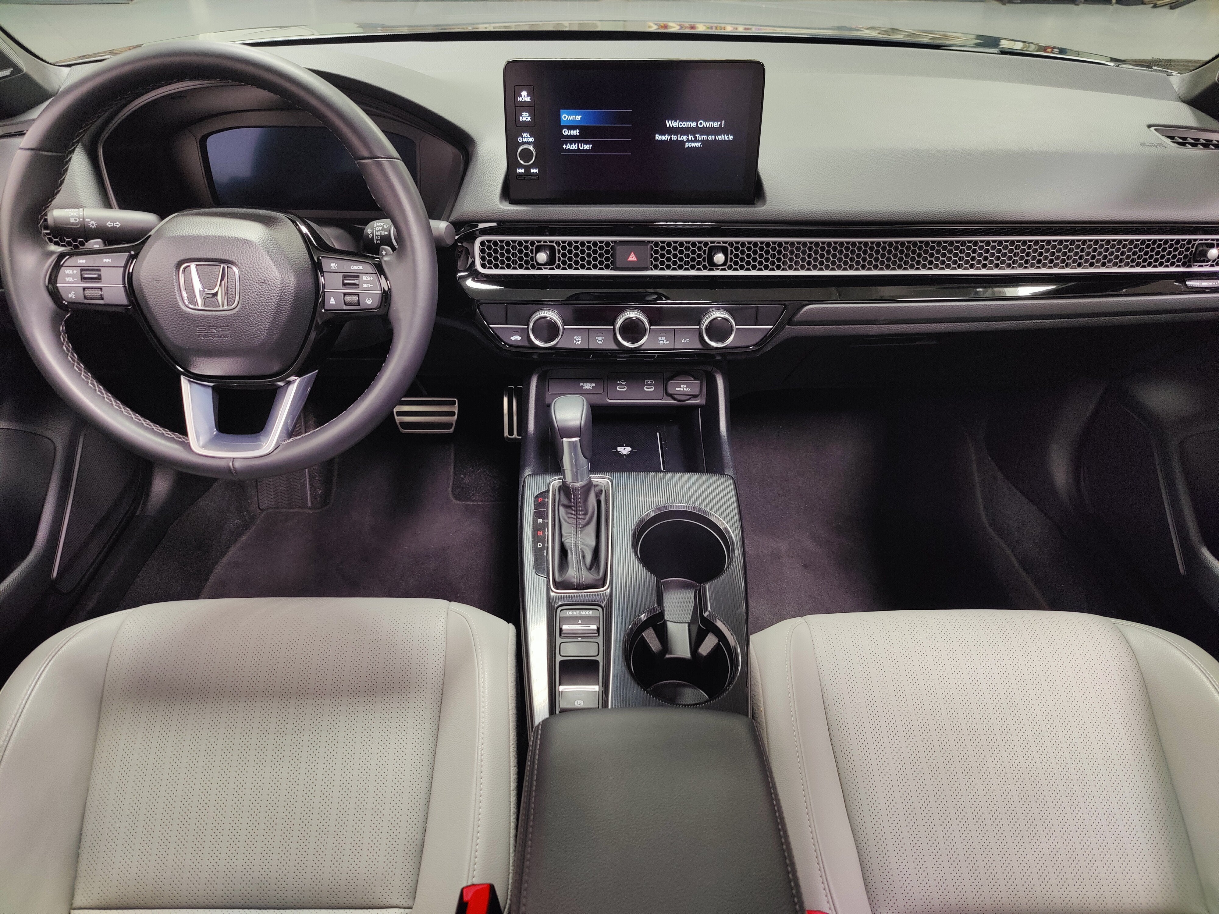 2025 Honda Civic Sedan Hybrid Sport Touring w/Sunroof