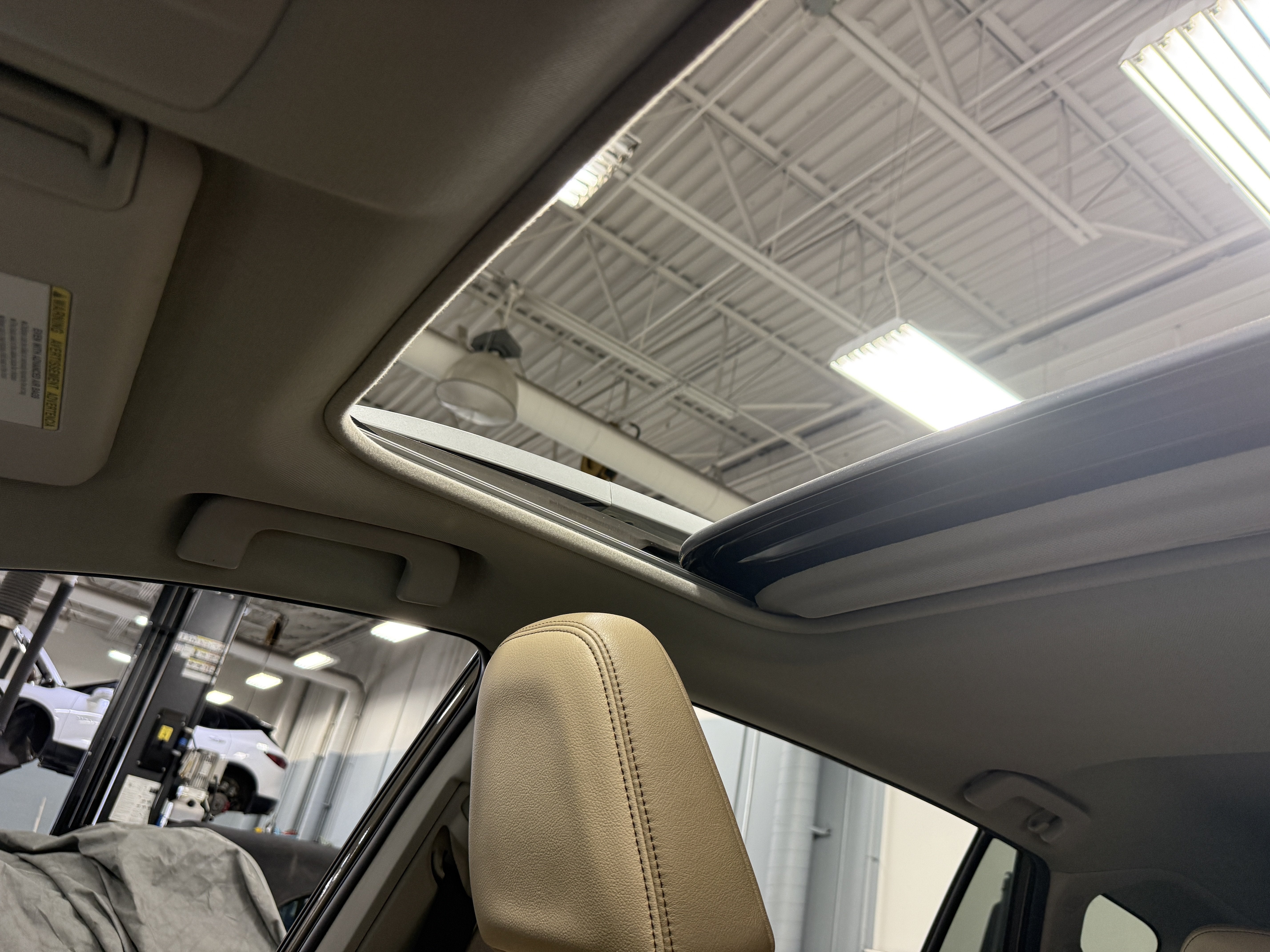 2014 Toyota RAV4 AWD Limited w/Sunroof & Tech Pkg