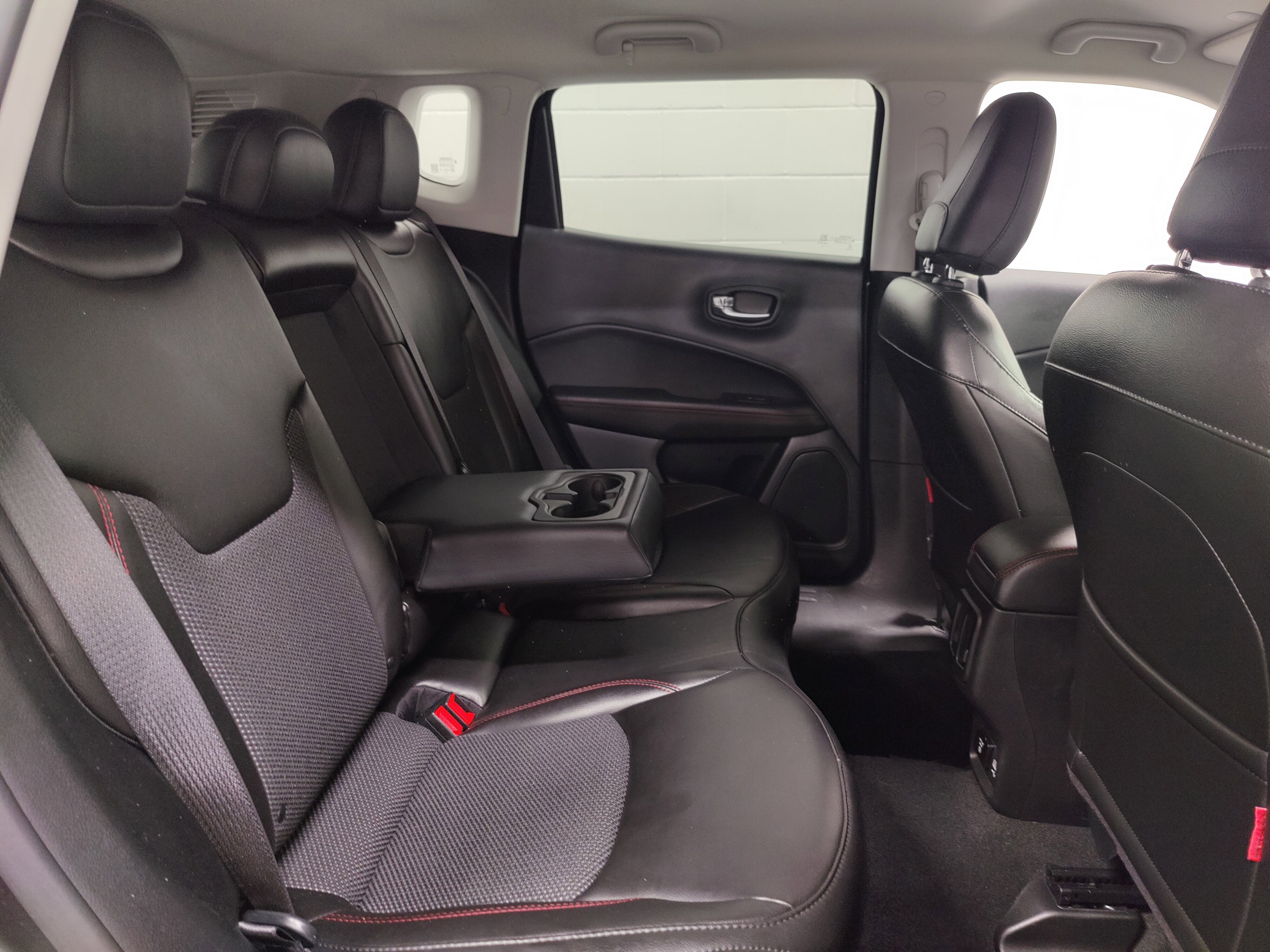 2020 Jeep Compass Trailhawk 4x4 w/Heated Seats
