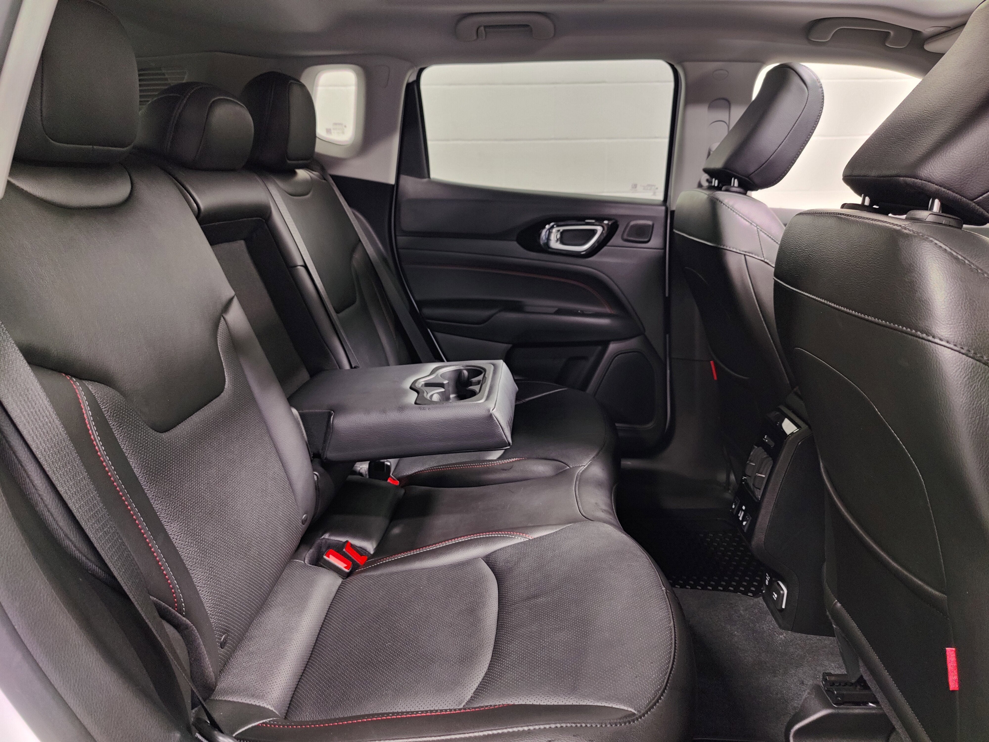 2022 Jeep Compass Trailhawk Elite 4X4 w/Sunroof/Nav