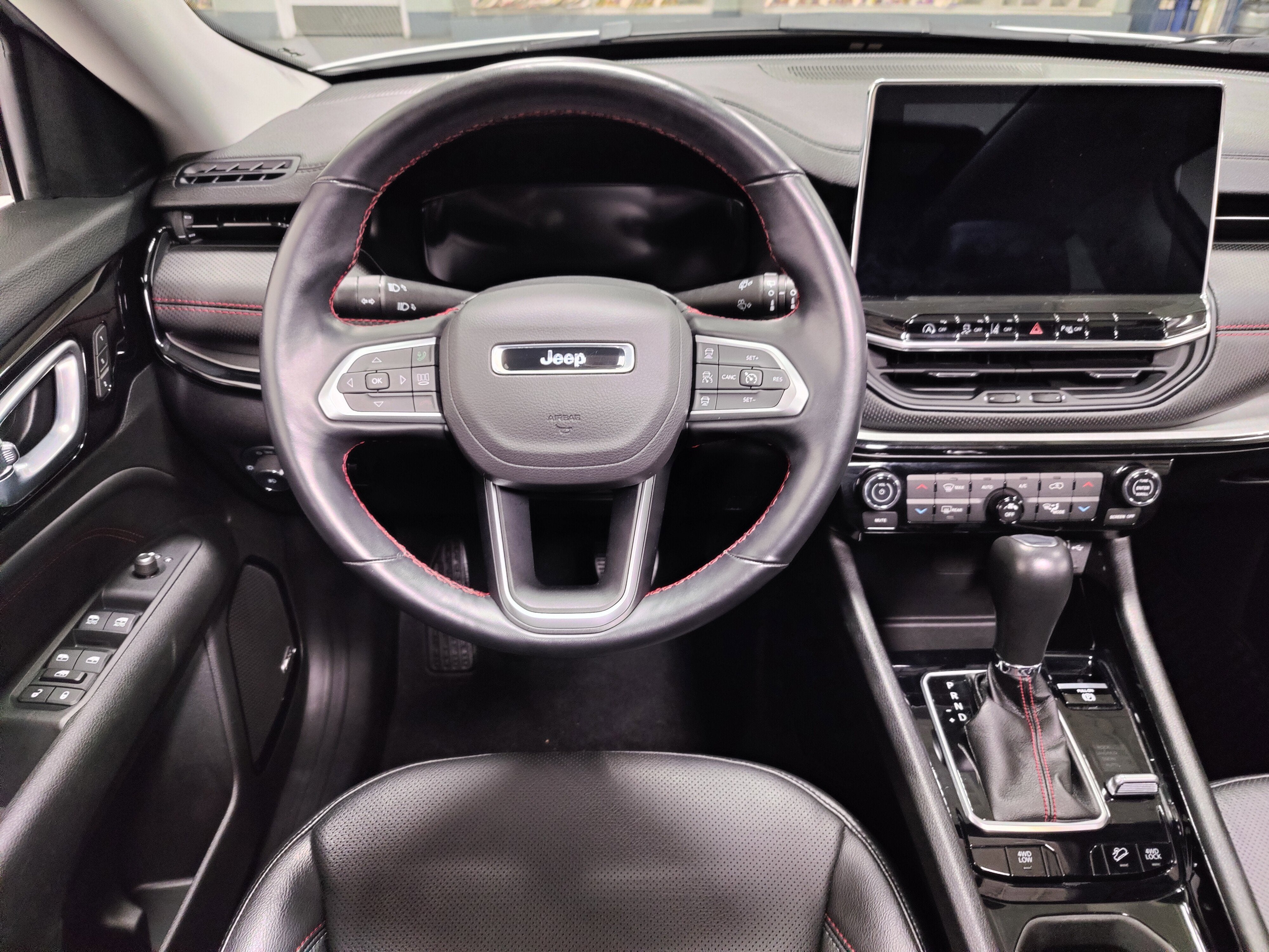 2022 Jeep Compass Trailhawk Elite 4X4 w/Sunroof/Nav