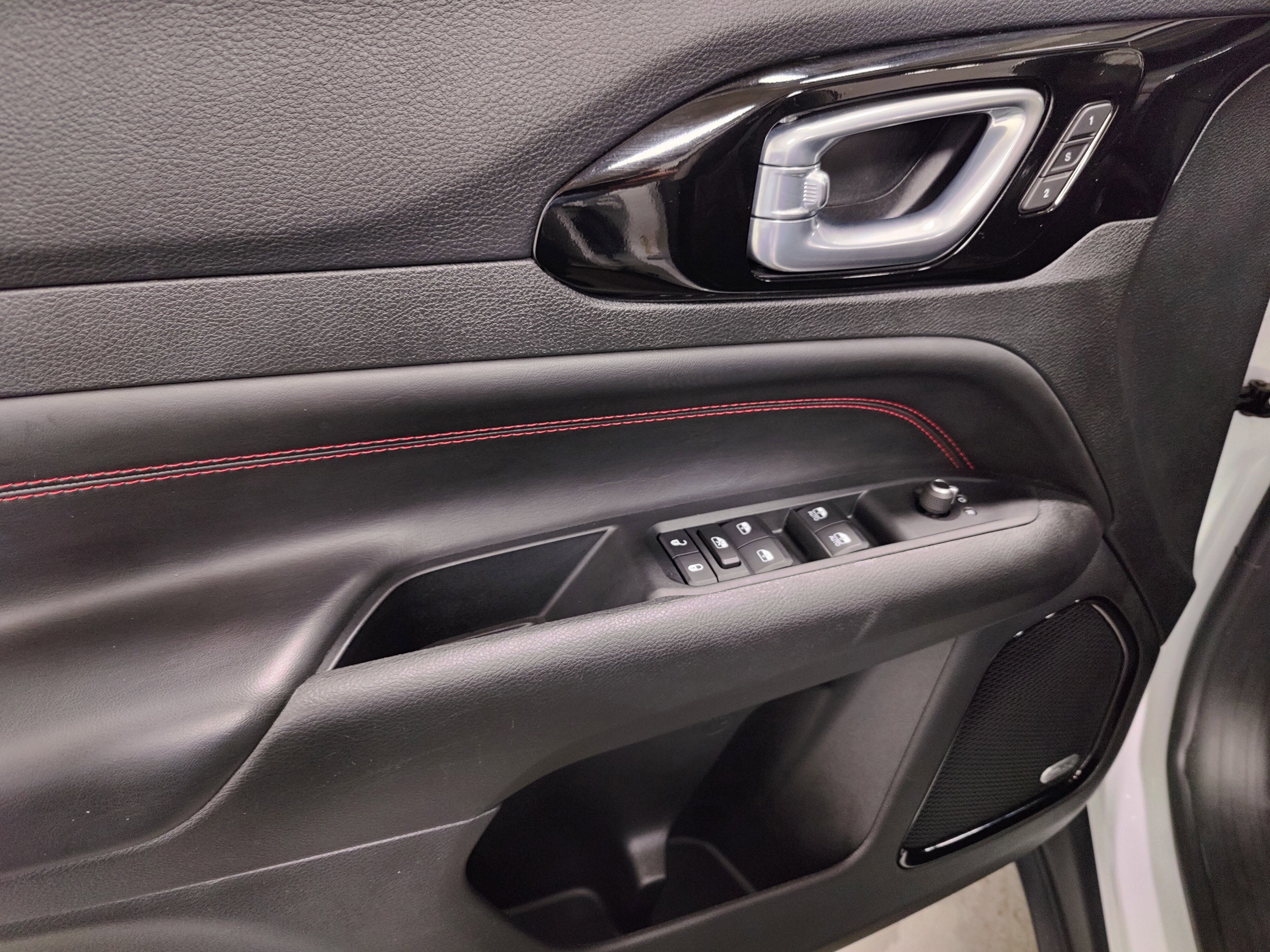 2022 Jeep Compass Trailhawk Elite 4X4 w/Sunroof/Nav