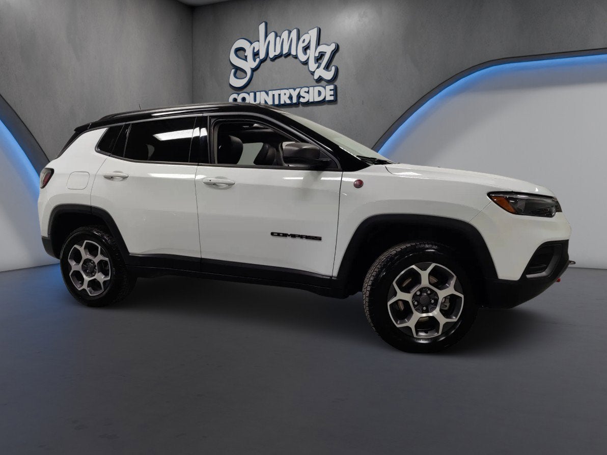 2022 Jeep Compass Trailhawk Elite 4X4 w/Sunroof/Nav