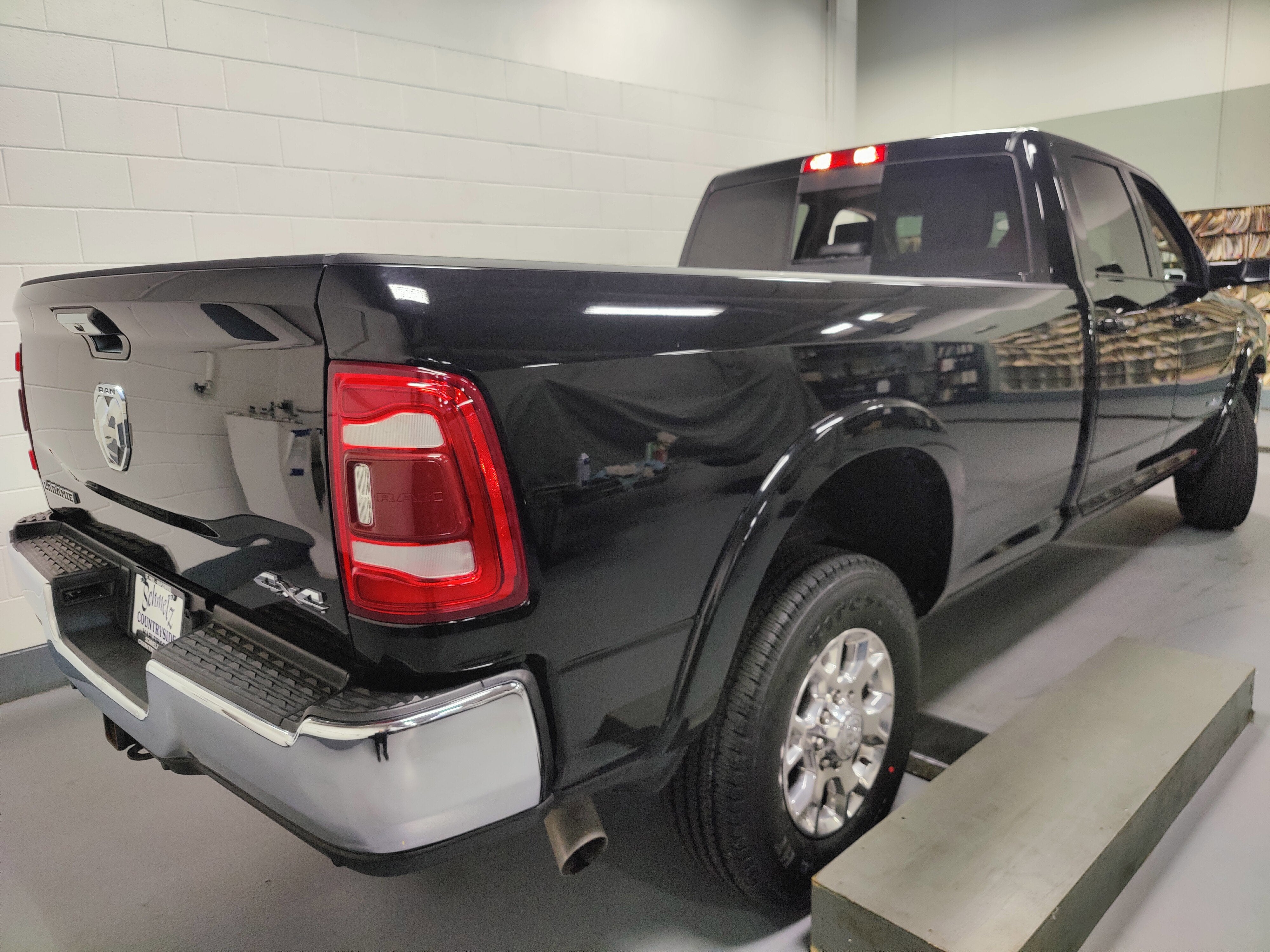 2022 RAM 2500 Laramie Crew Cab LongBox Diesel 4x4