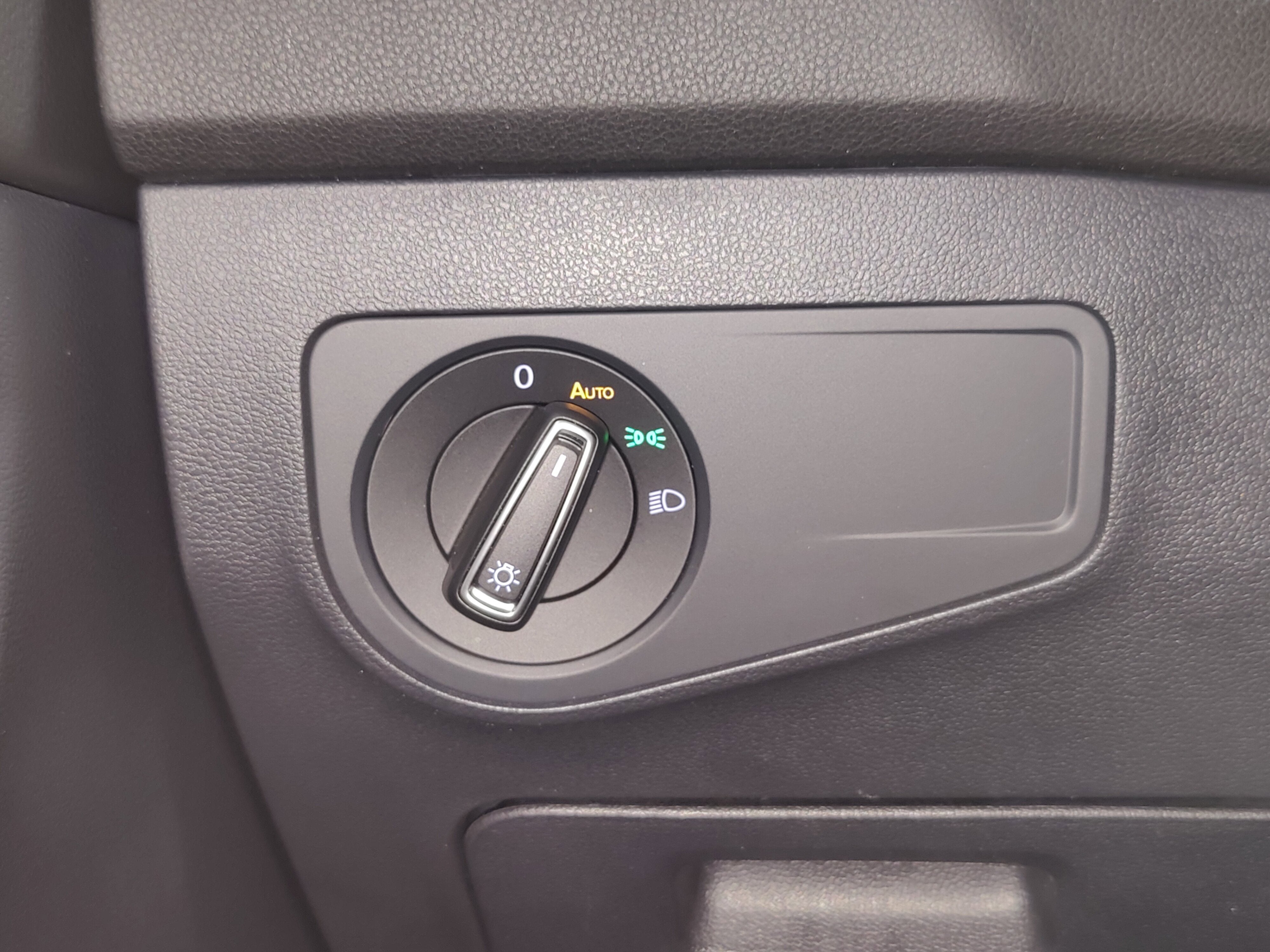 2022 Volkswagen Tiguan SE AWD w/Sunroof