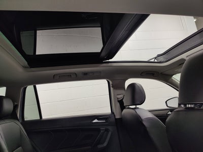 2022 Volkswagen Tiguan SE AWD w/Sunroof