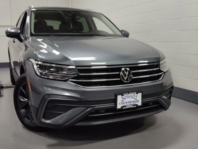 Used 2023 Volkswagen Tiguan SE with VIN 3VV2B7AX2PM024011 for sale in Saint Paul, Minnesota