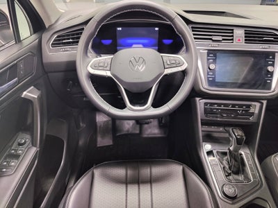 2022 Volkswagen Tiguan SE AWD w/Sunroof
