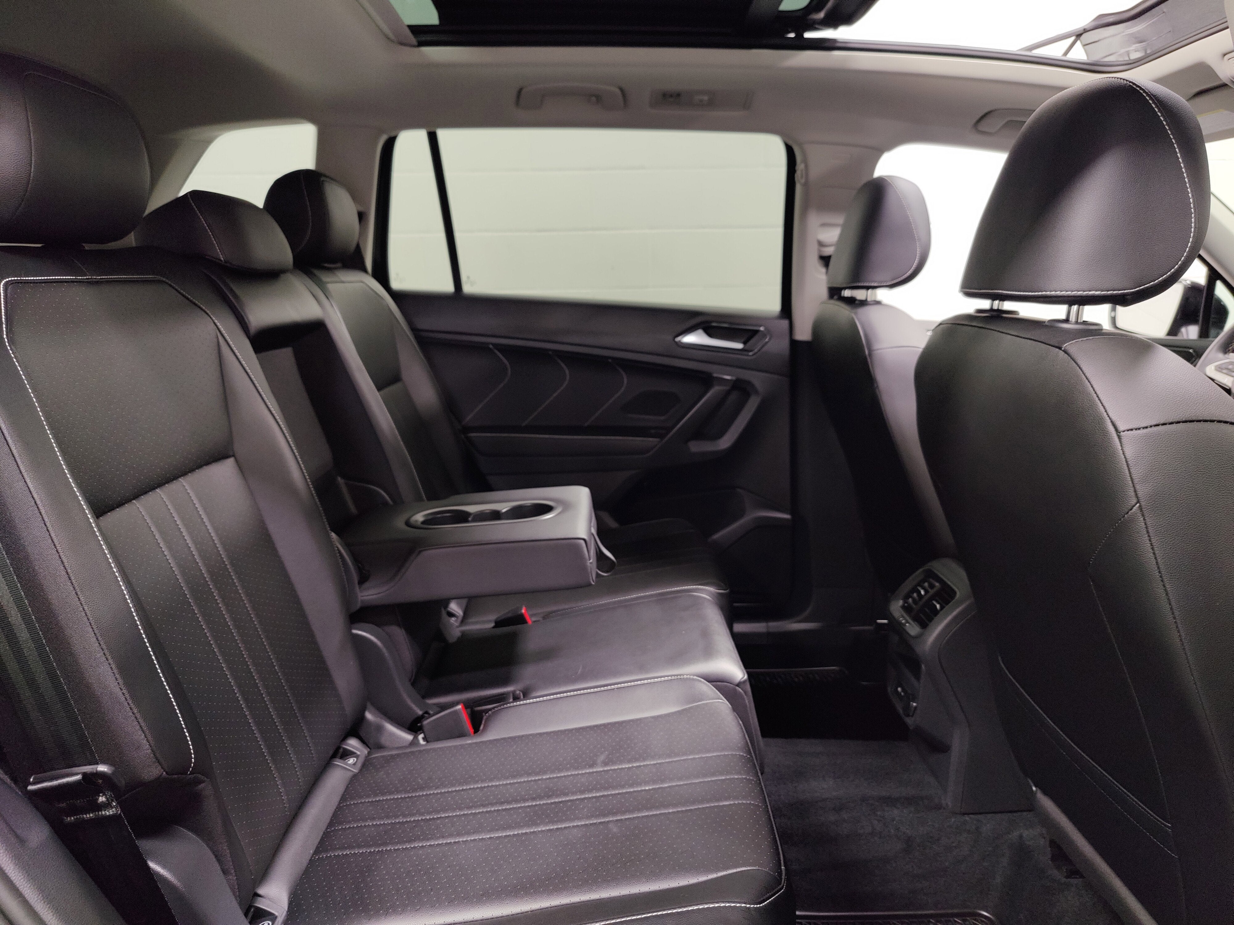 2022 Volkswagen Tiguan SE AWD w/Sunroof