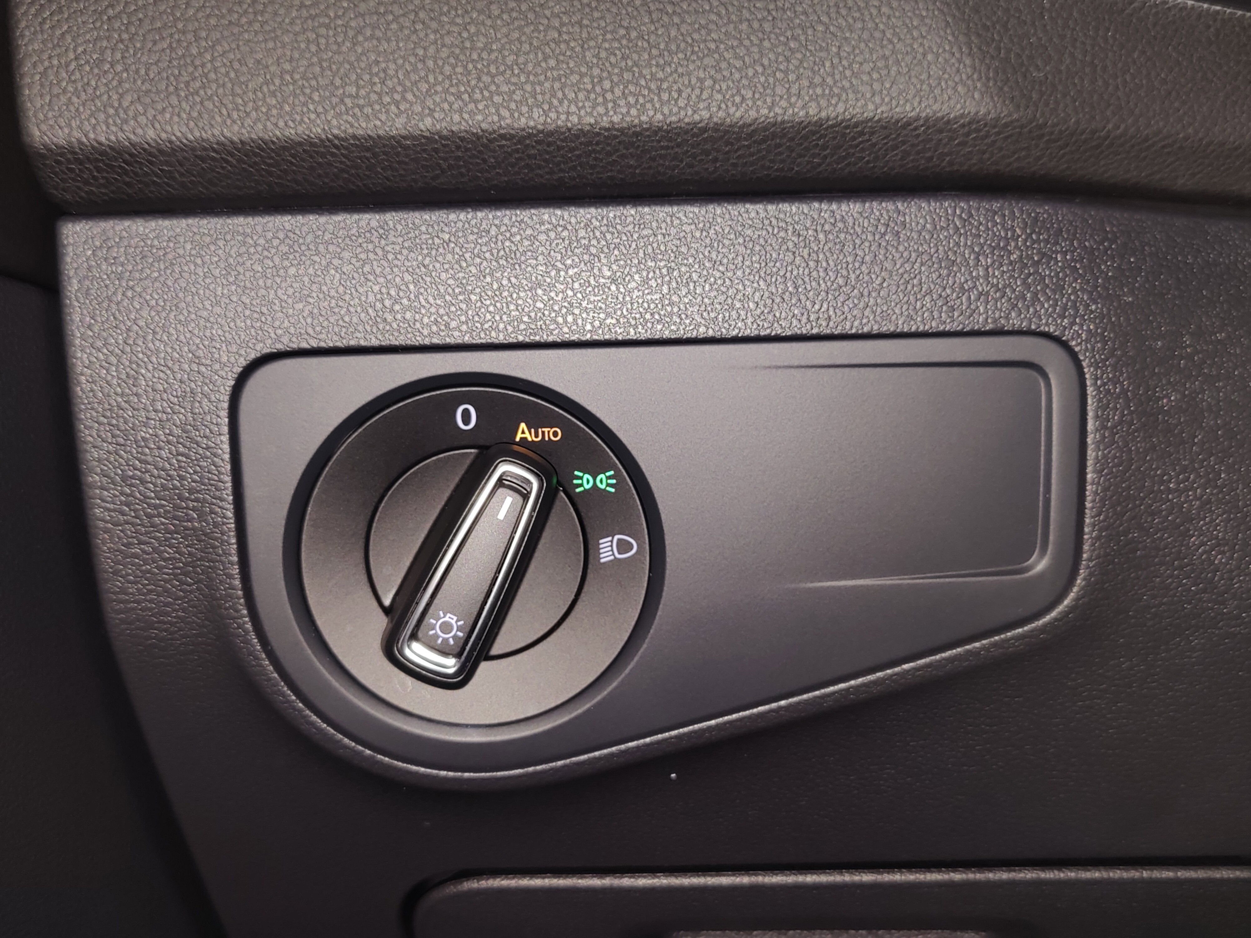 2022 Volkswagen Tiguan SE AWD w/Sunroof