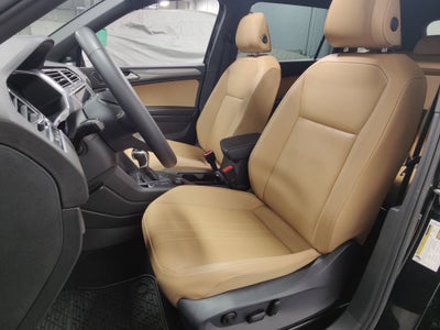 2022 Volkswagen Tiguan SE AWD w/Sunroof