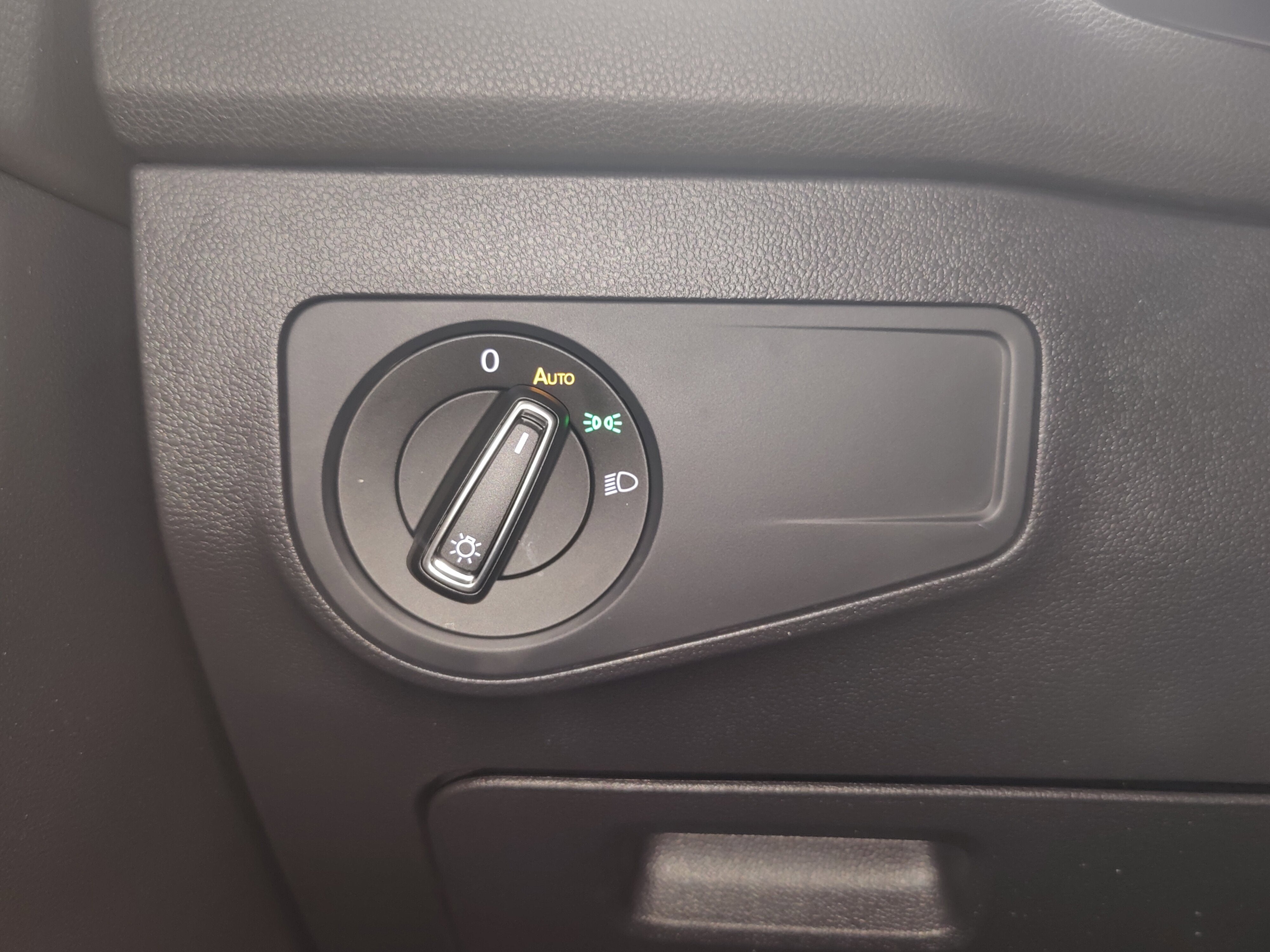 2022 Volkswagen Tiguan SE AWD w/Sunroof