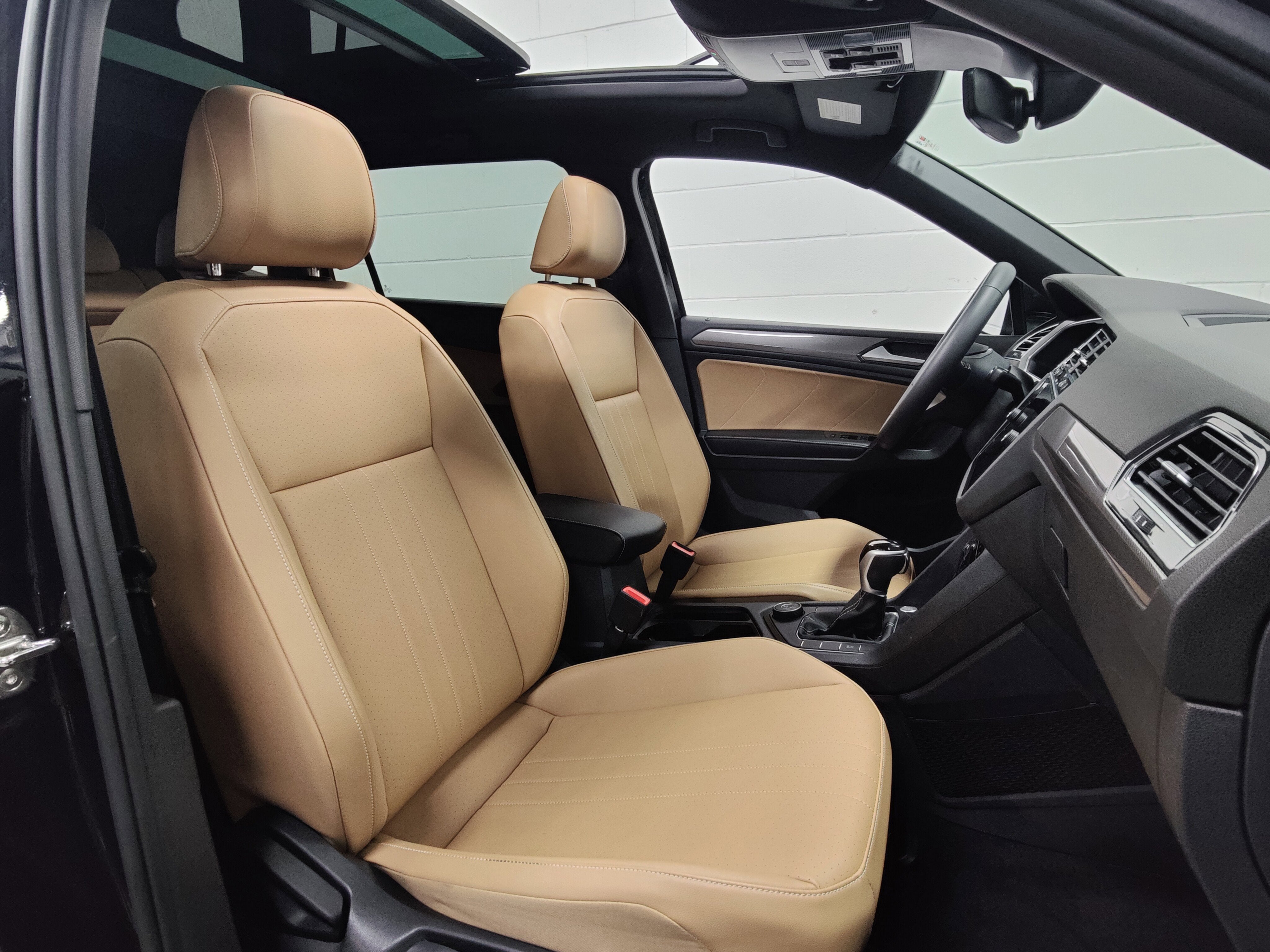 2022 Volkswagen Tiguan SE AWD w/Sunroof