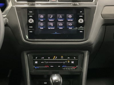 2022 Volkswagen Tiguan SE AWD w/Sunroof