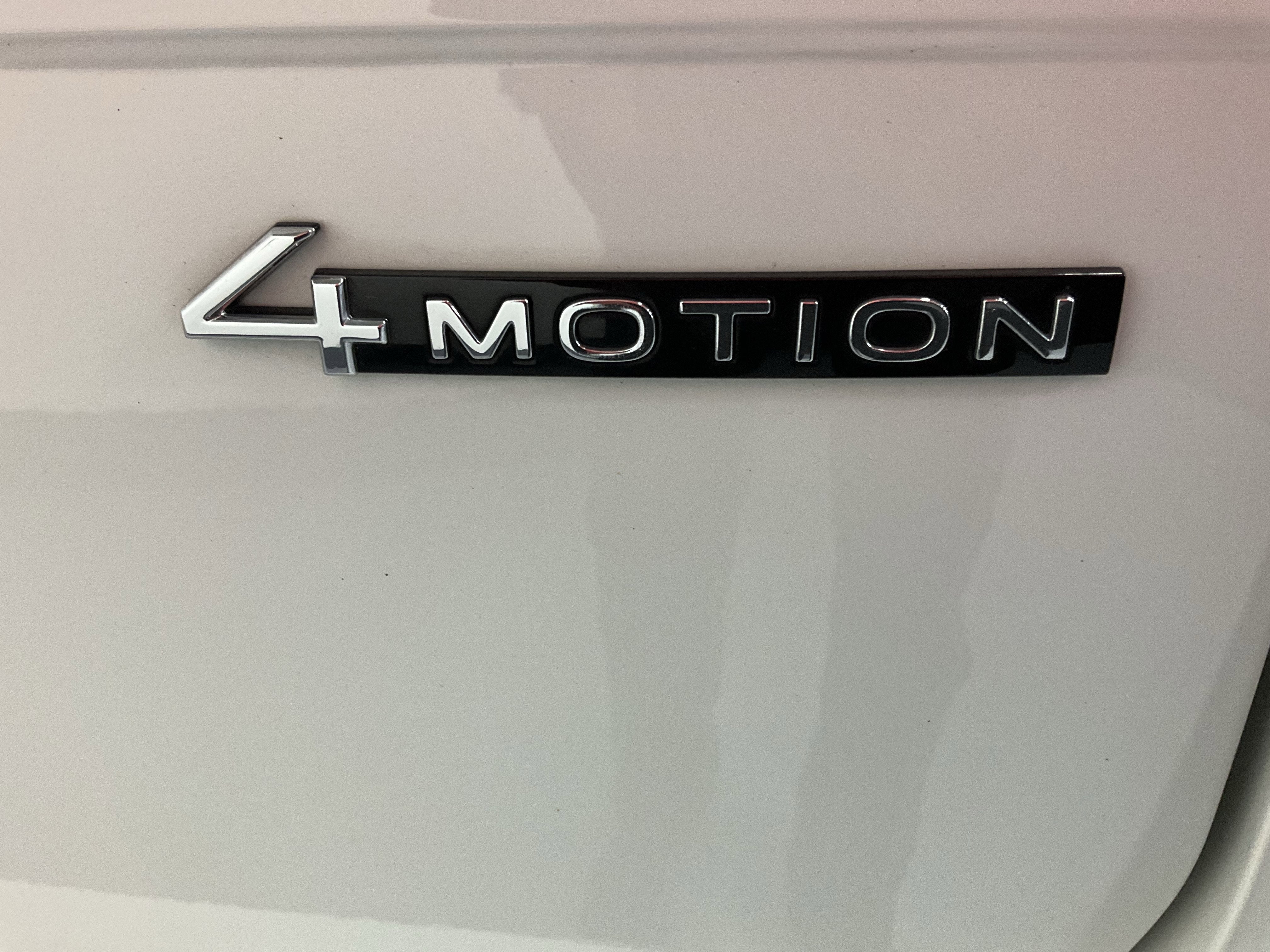 2022 Volkswagen Tiguan SE AWD w/Sunroof