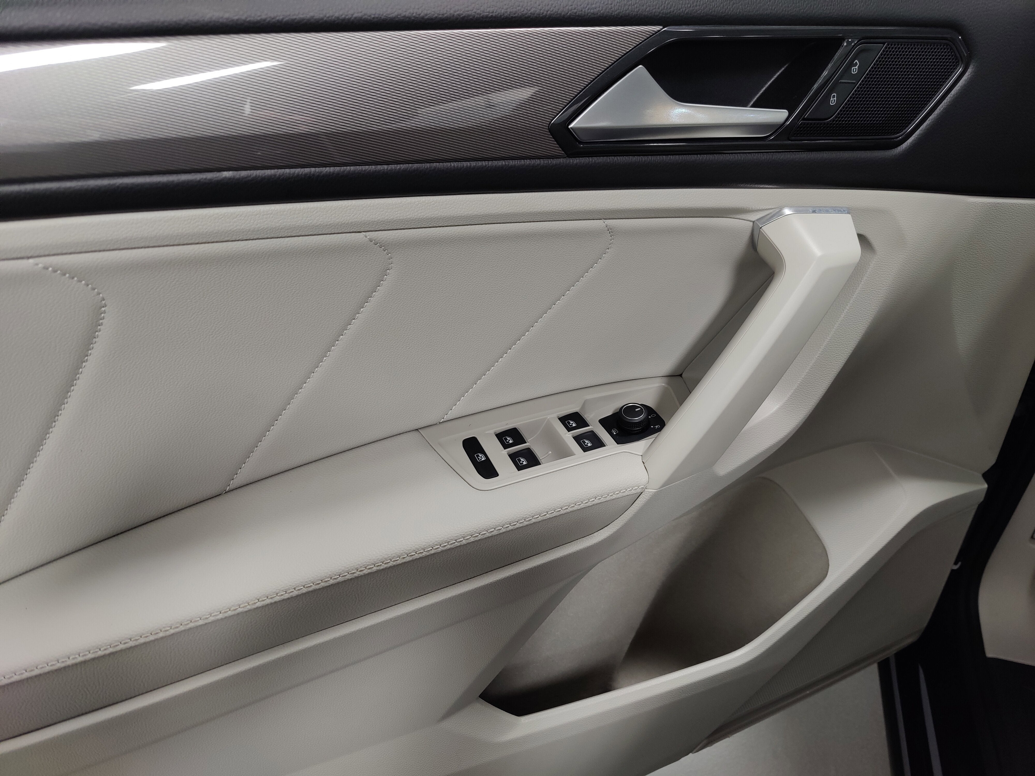2023 Volkswagen Tiguan SE 4-Motion AWD