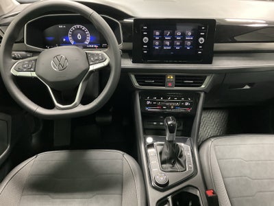 2026 Volkswagen Taos SE Black