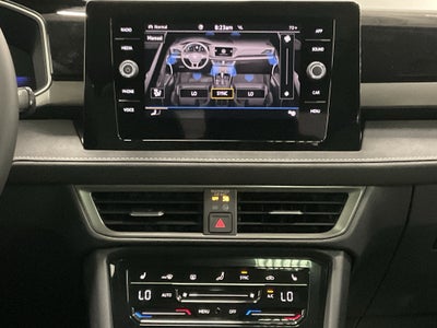2026 Volkswagen Taos SE Black
