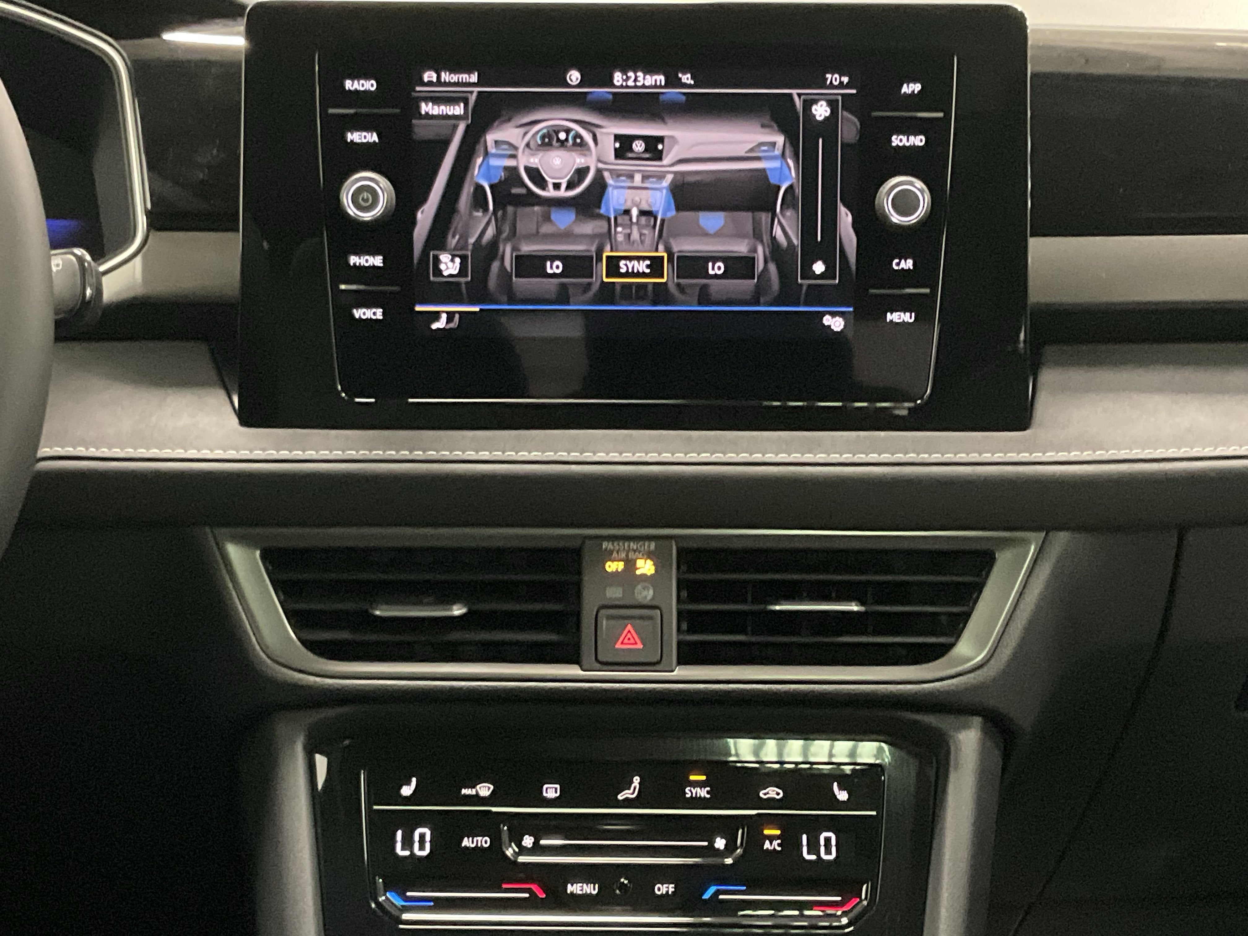2026 Volkswagen Taos SE Black
