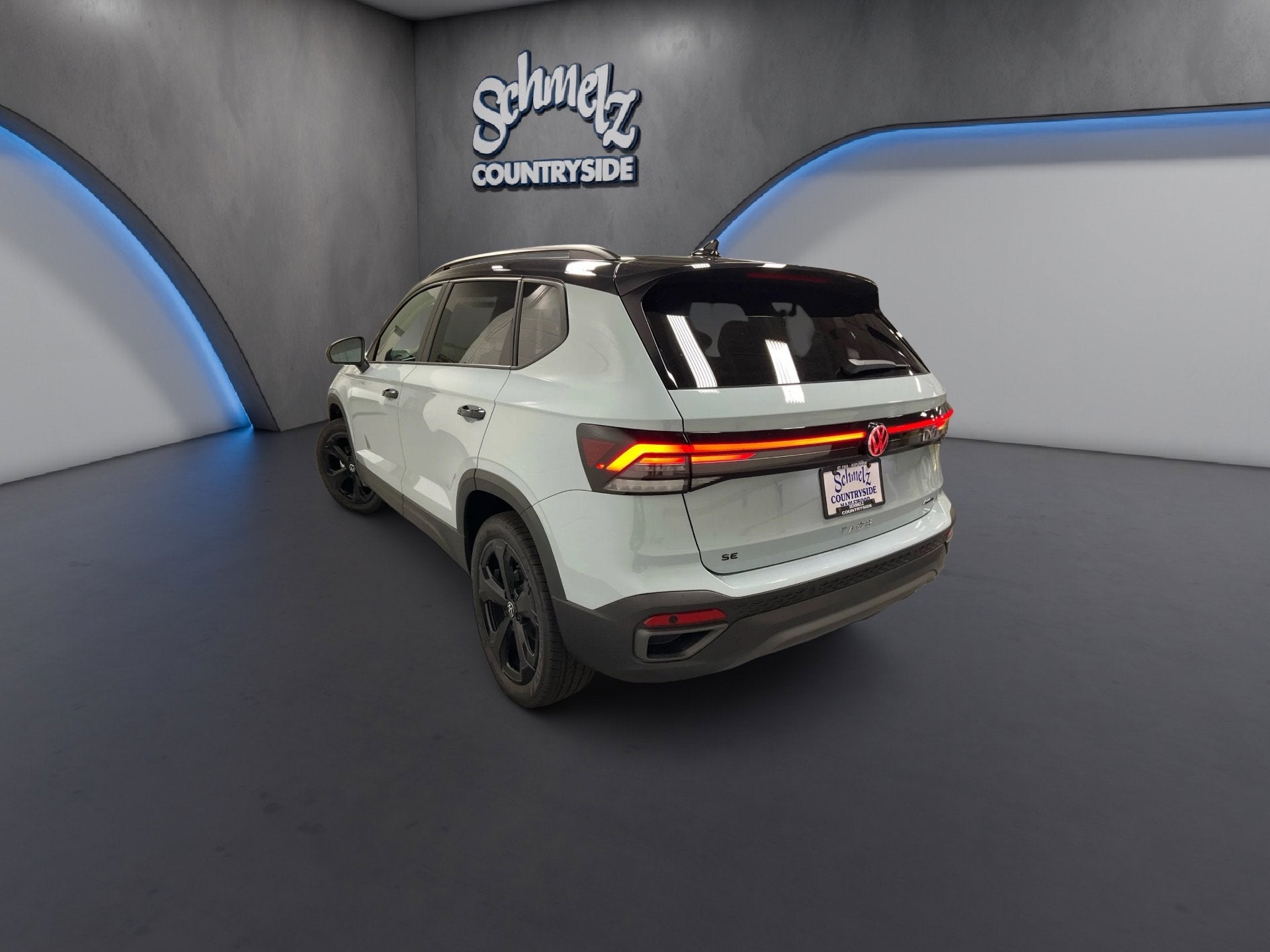 2026 Volkswagen Taos SE Black