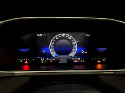 2025 Volkswagen Taos SE Black AWD w/Sunroof