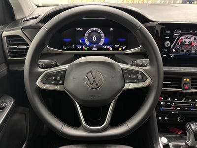 2026 Volkswagen Taos SE Black