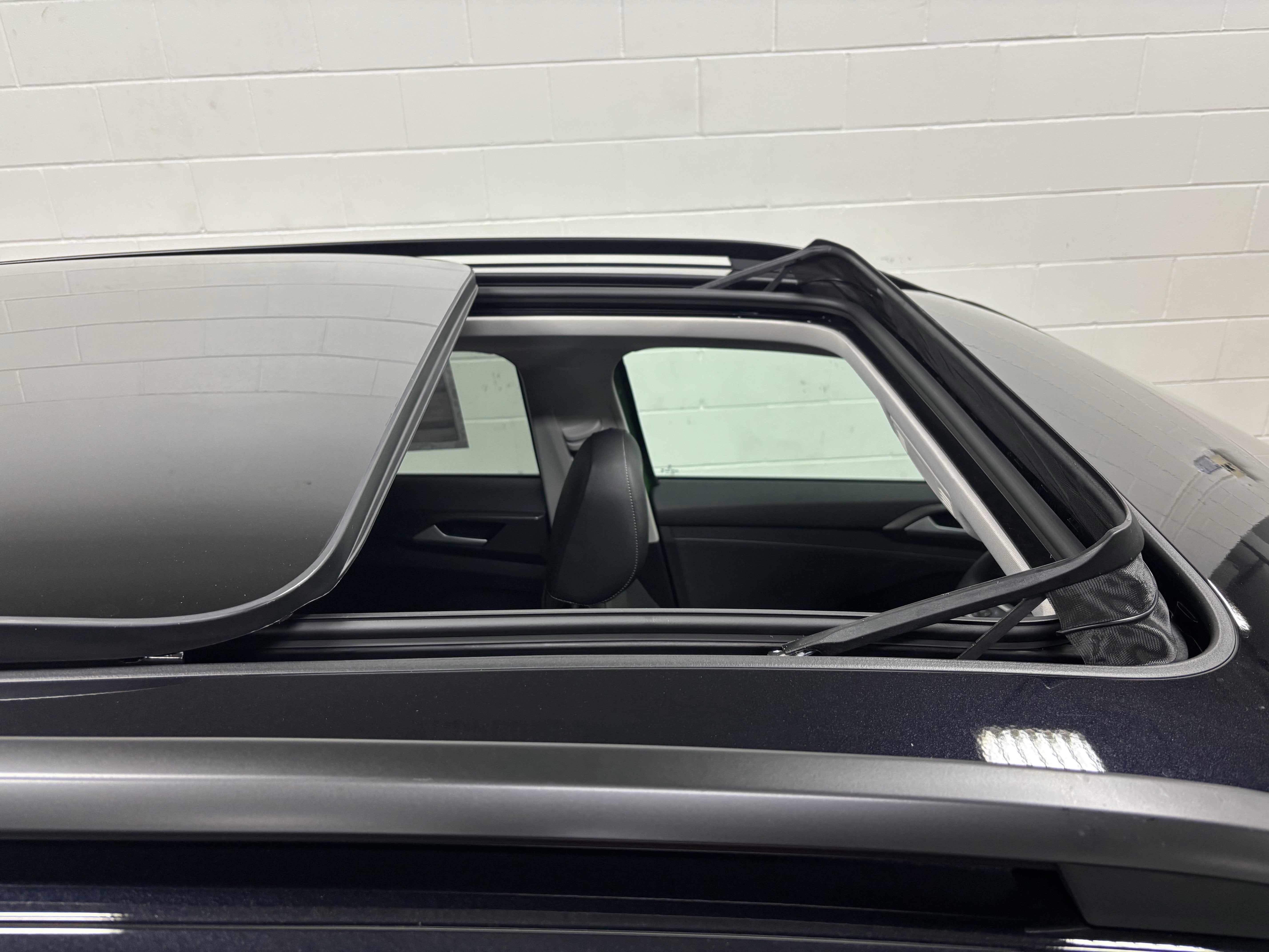 2026 Volkswagen Taos SE Black