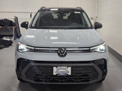 2025 Volkswagen Taos SE Black