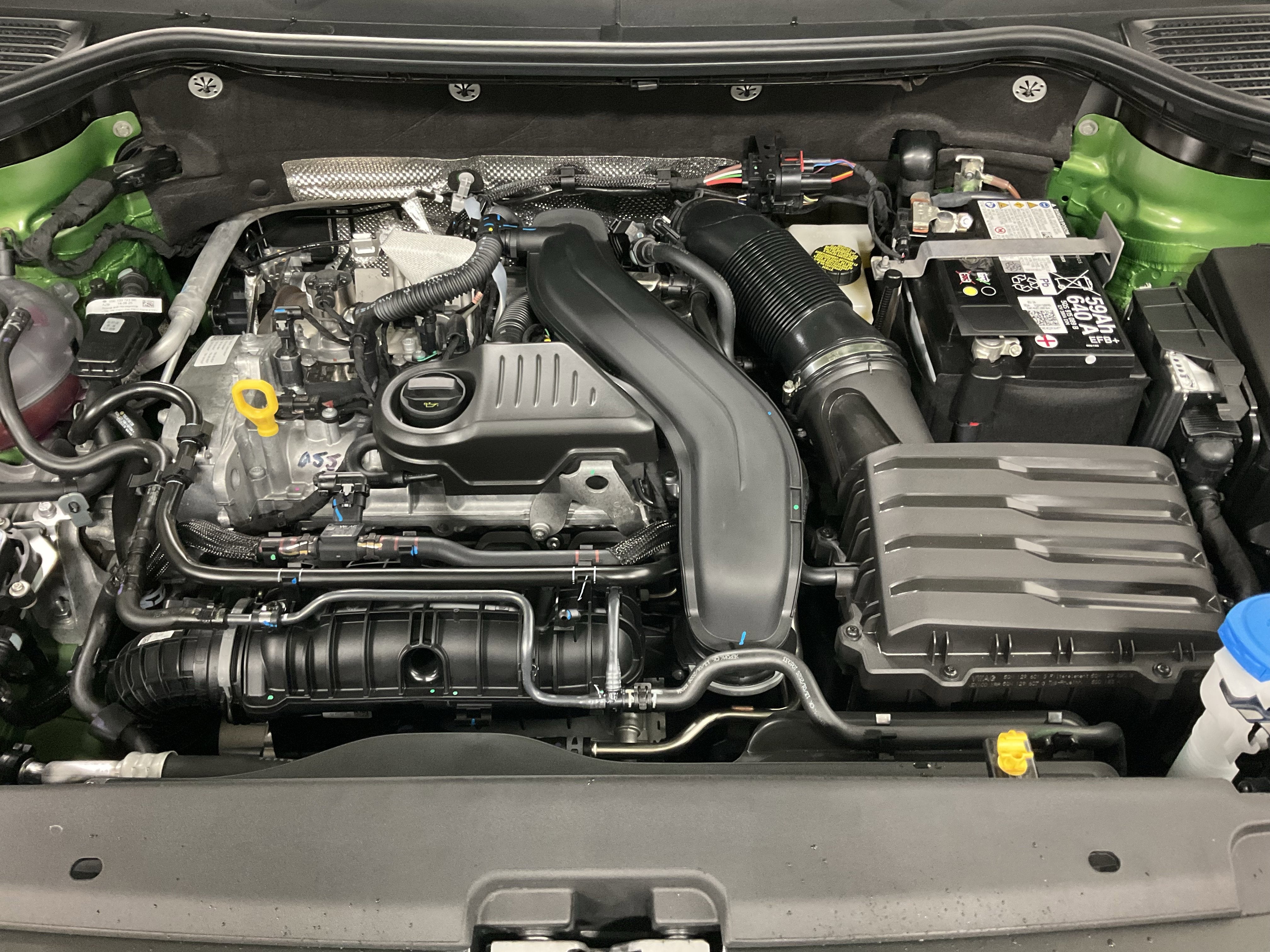 2026 Volkswagen Taos SE Black