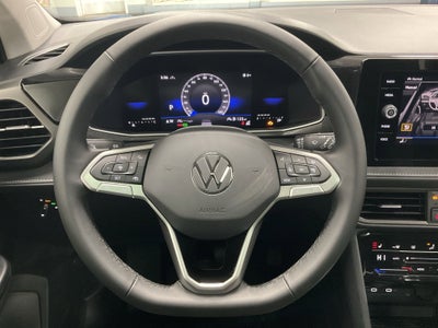 2026 Volkswagen Taos SE Black
