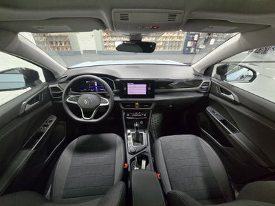 2025 Volkswagen Taos SE Black