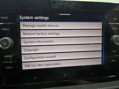 2025 Volkswagen Taos SE Black