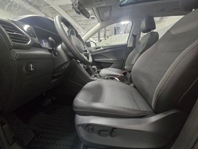 2025 Volkswagen Taos SE Black