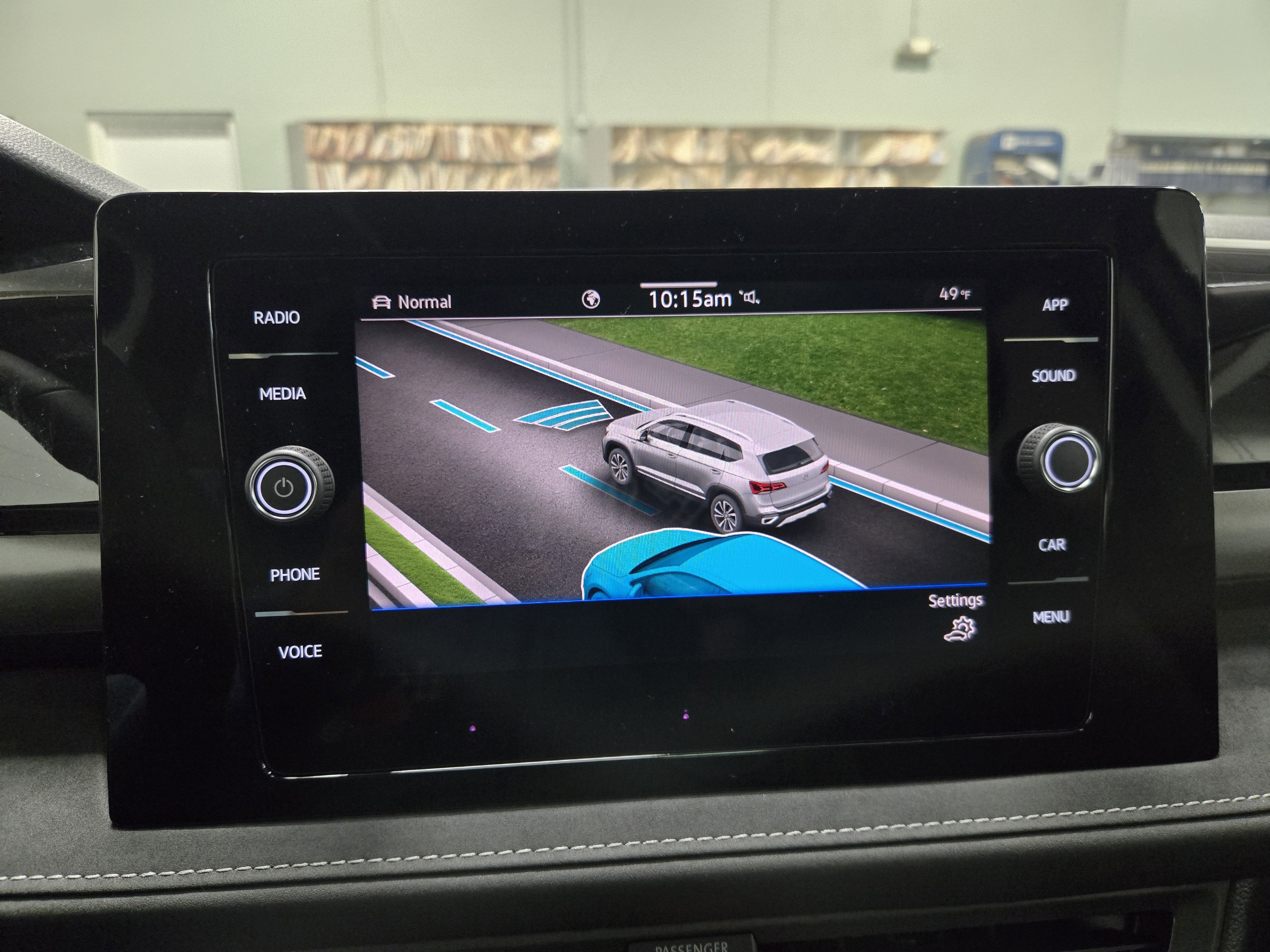 2025 Volkswagen Taos SE Black