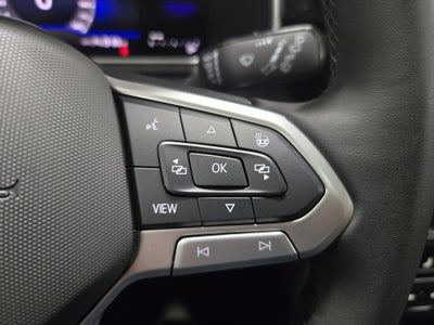 2025 Volkswagen Taos SE Black