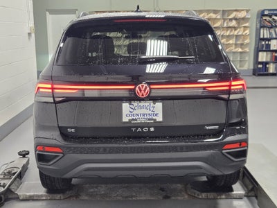 2025 Volkswagen Taos SE Black