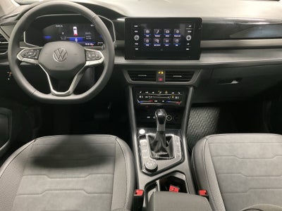 2026 Volkswagen Taos SE Black