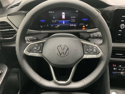 2026 Volkswagen Taos SE Black