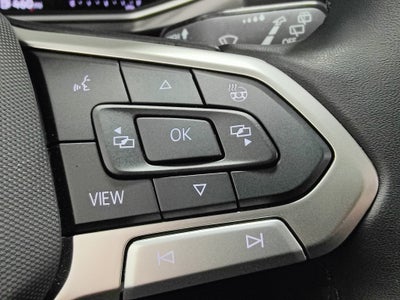2026 Volkswagen Taos SE Black AWD w/Sunroof