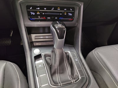2023 Volkswagen Tiguan SE w/3rd Row Seat