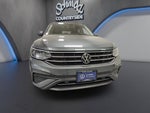2023 Volkswagen Tiguan SE w/3rd Row Seat